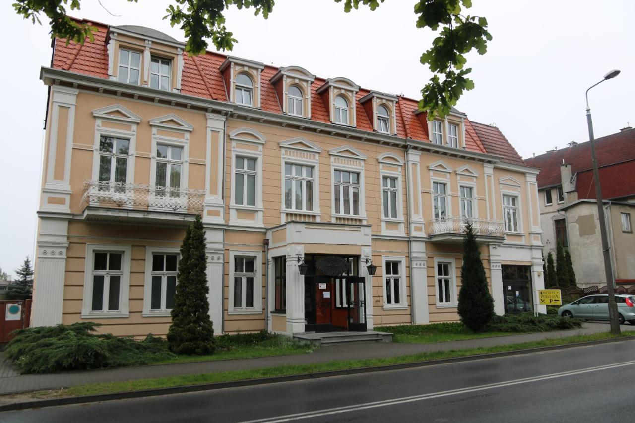 Hotel Polonia Chojnice Exterior foto